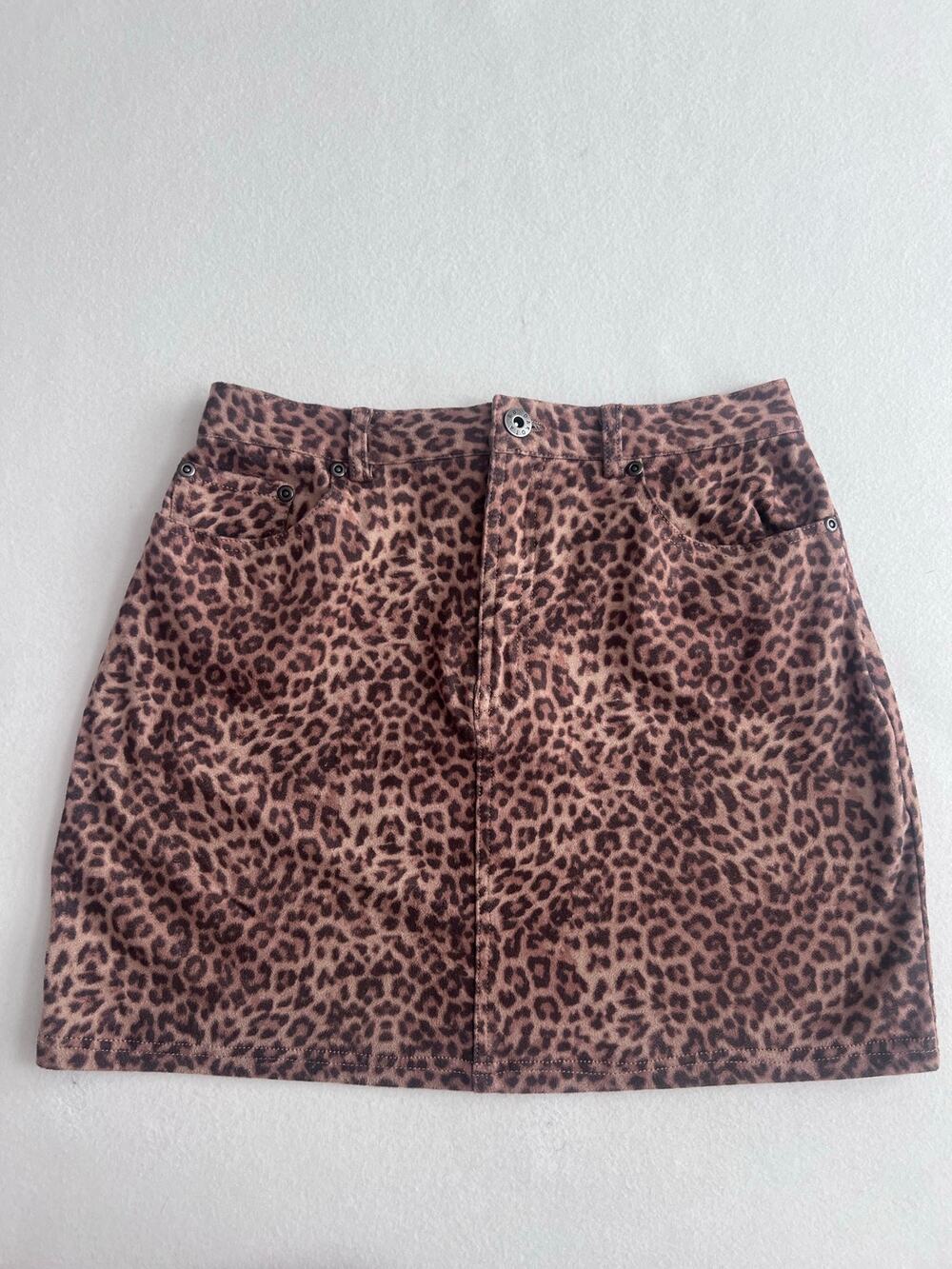 BB Dakota Leopard Print Faux Suede Mini Skirt Women’s Size 4 Y2K Grunge